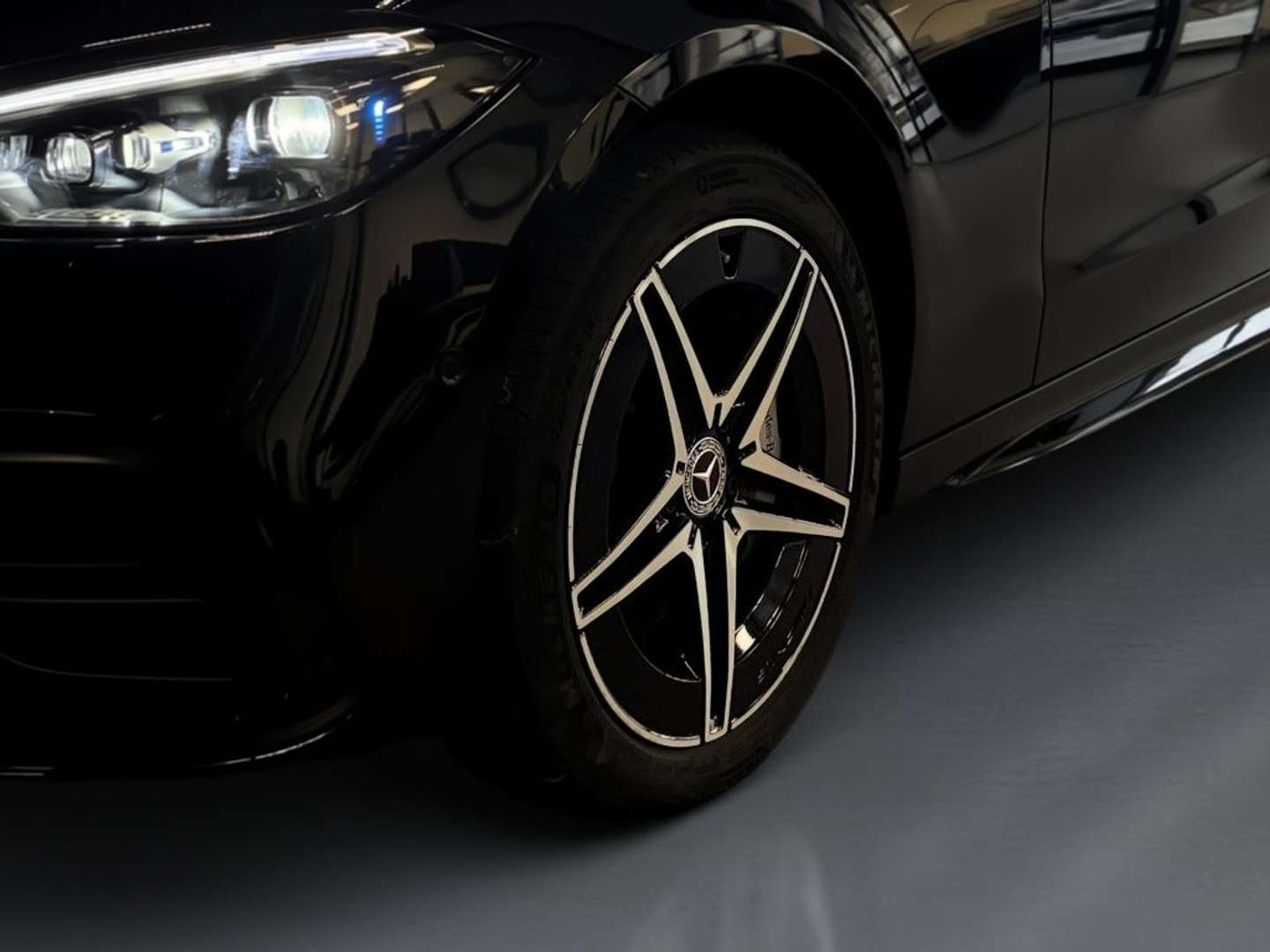 Mercedes Classe C 300 E 300 AMG Line - 2024 - Joinsteer - #3