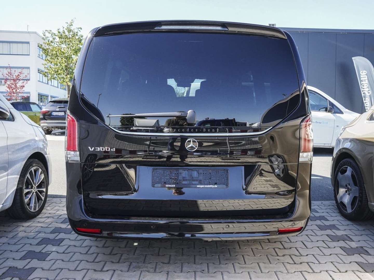 Mercedes V 300 300 Exclusive - 2025 - Joinsteer - #4