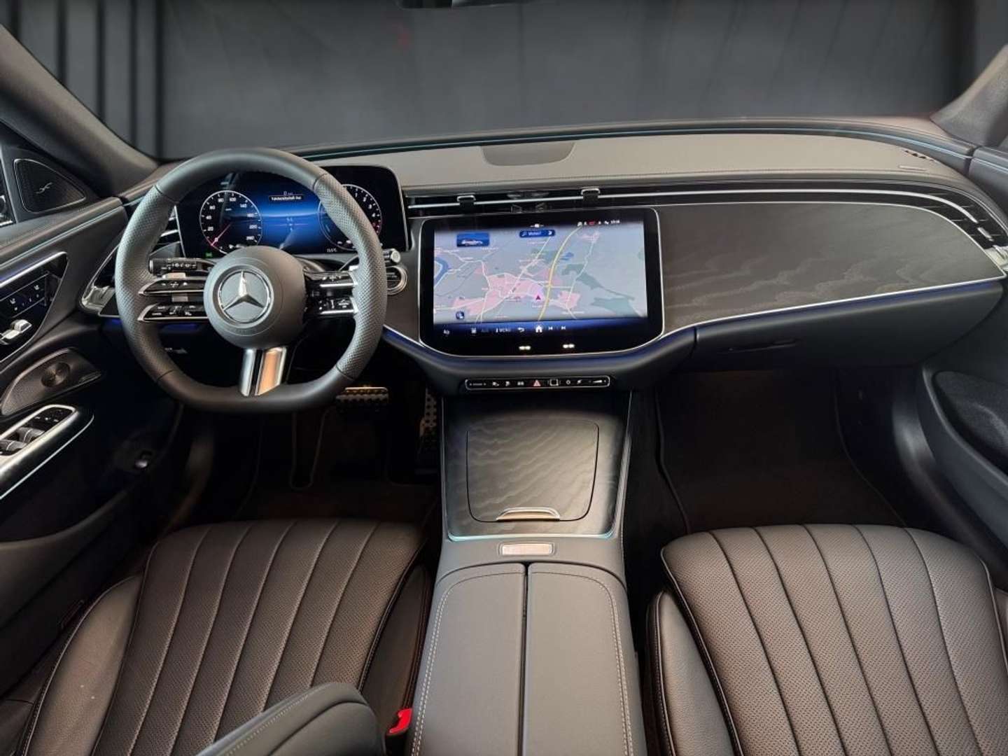 Mercedes Classe E Break 300 AMG Line - 2026 - Joinsteer - #11