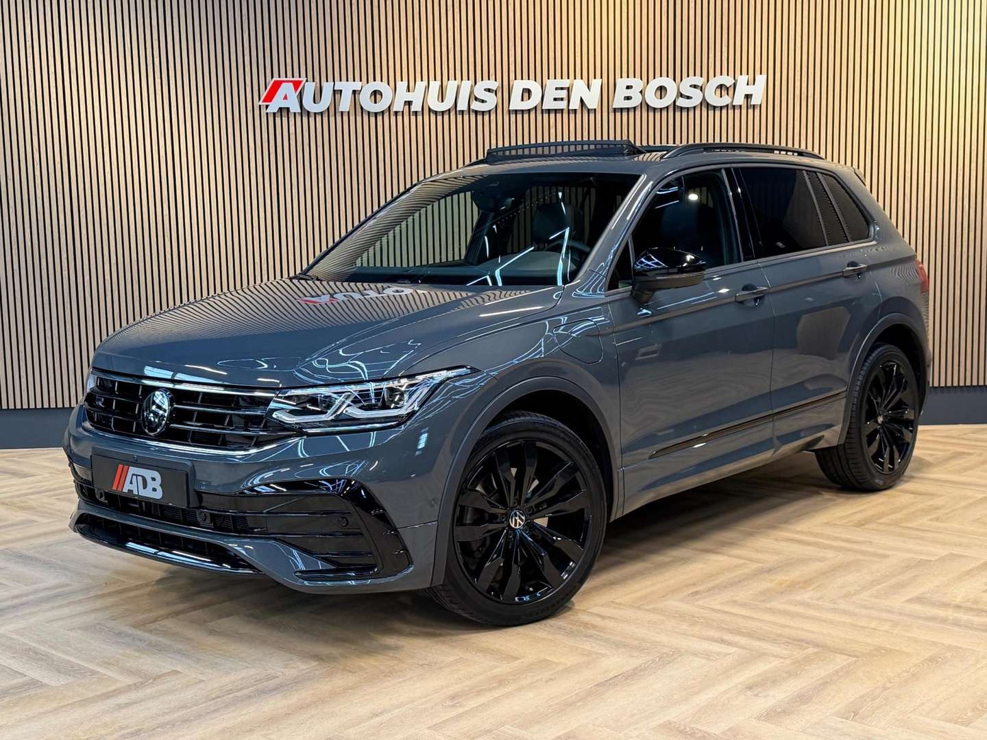 Volkswagen TIGUAN EHybrid R-Line - 2022 - Joinsteer - #1