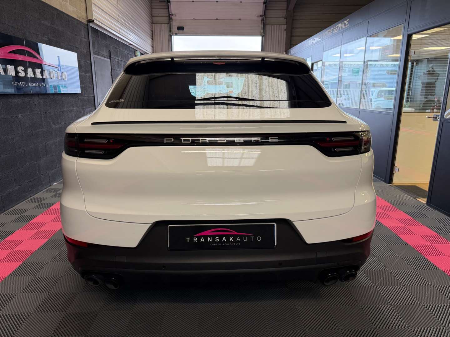 Porsche Cayenne Coupé Platinum Edition E-hybrid - 2022 - Joinsteer - #3