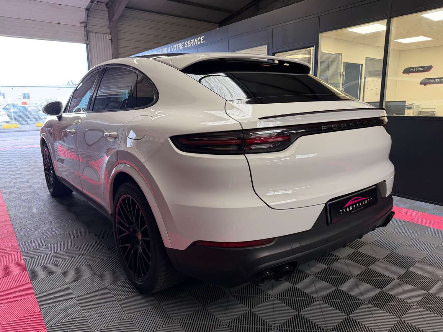 Porsche Cayenne Coupé Platinum Edition E-hybrid - 2022 - Joinsteer - #4