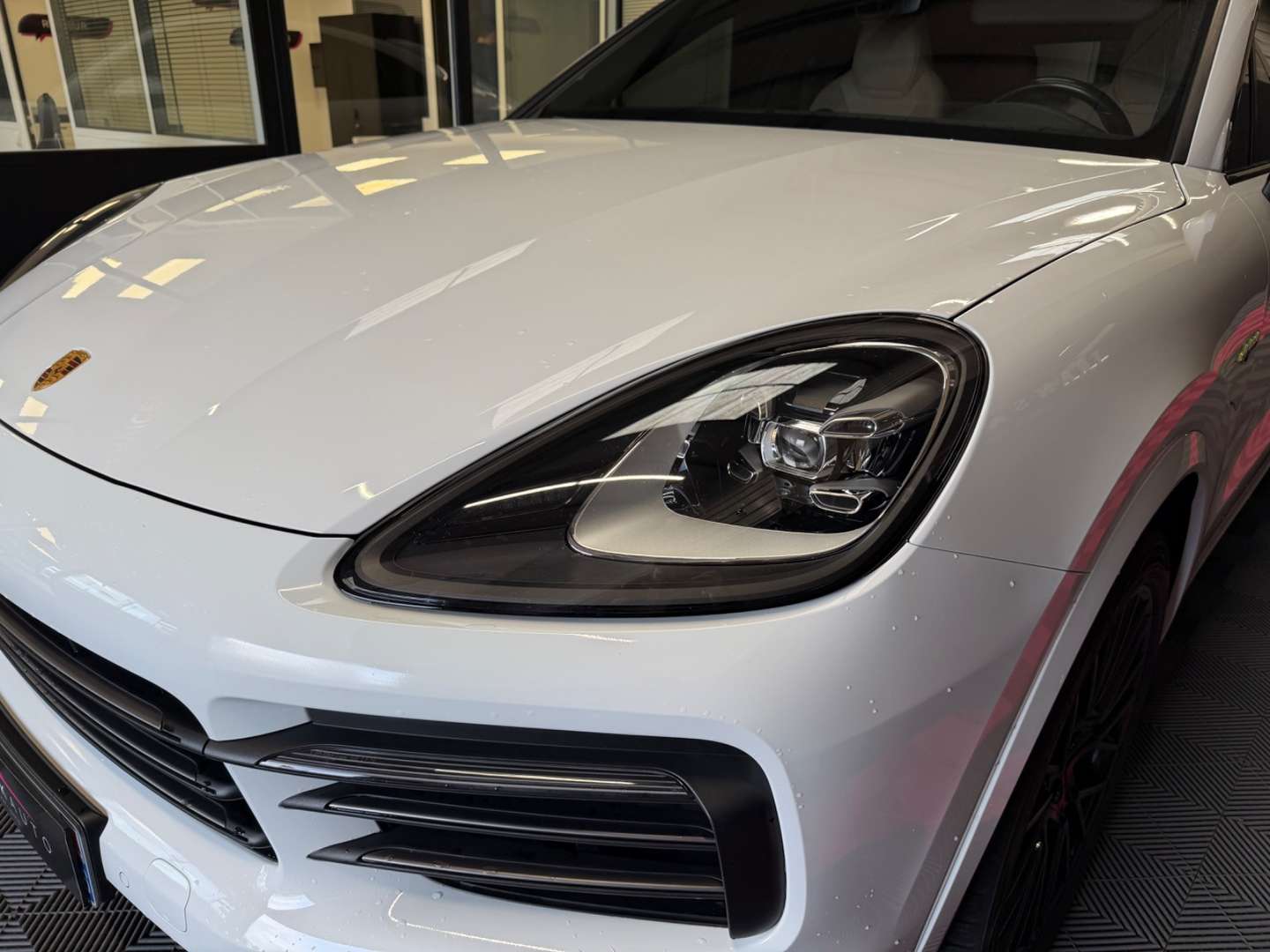 Porsche Cayenne Coupé Platinum Edition E-hybrid - 2022 - Joinsteer - #8