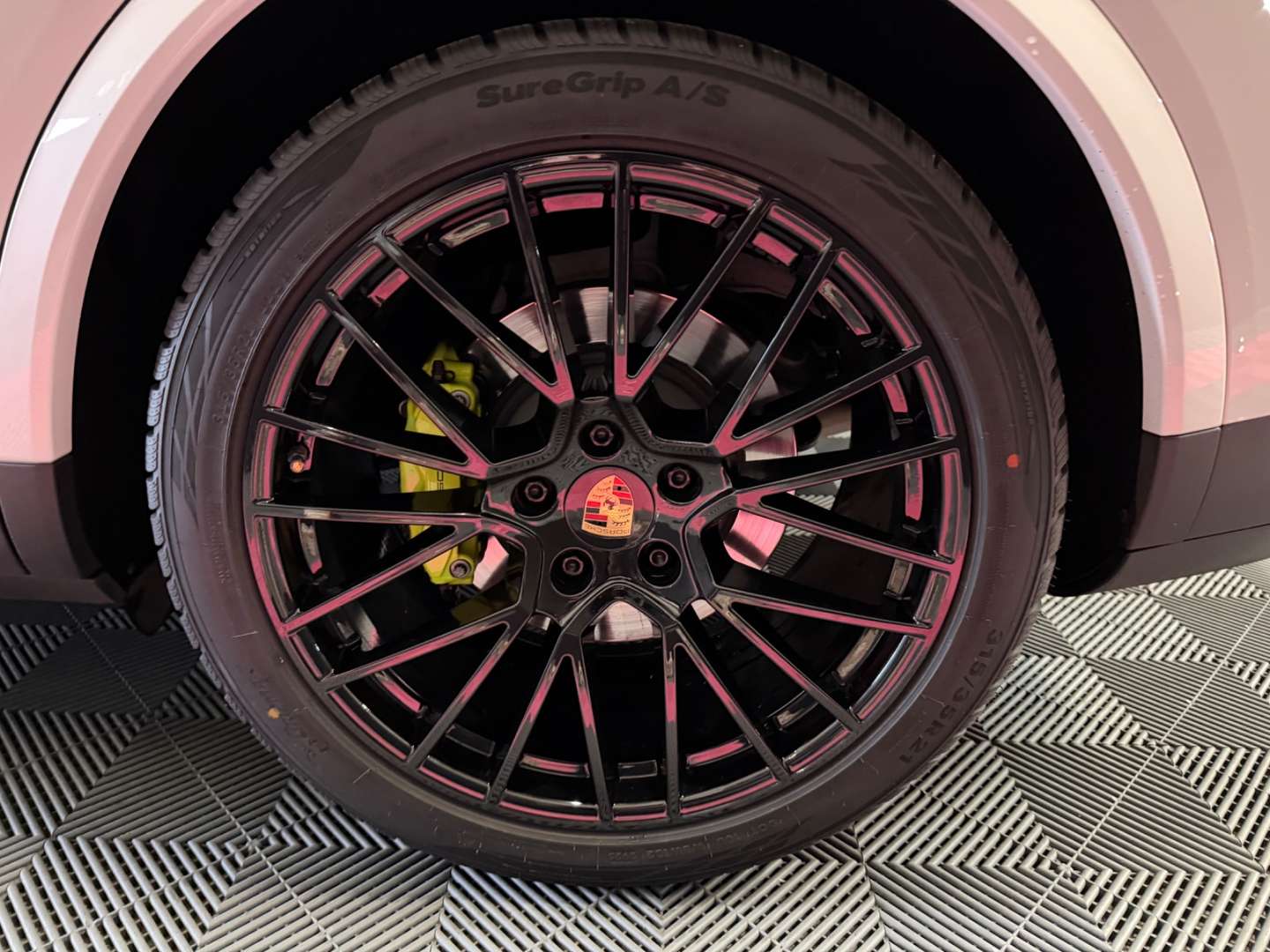 Porsche Cayenne Coupé Platinum Edition E-hybrid - 2022 - Joinsteer - #10