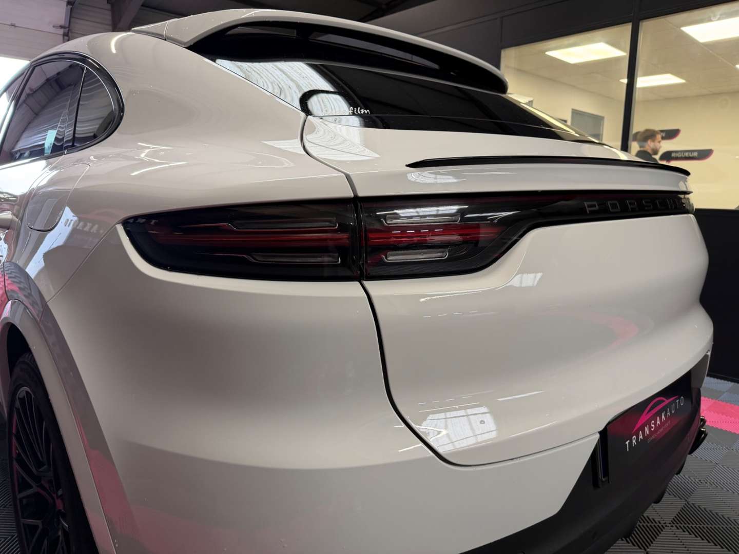 Porsche Cayenne Coupé Platinum Edition E-hybrid - 2022 - Joinsteer - #15