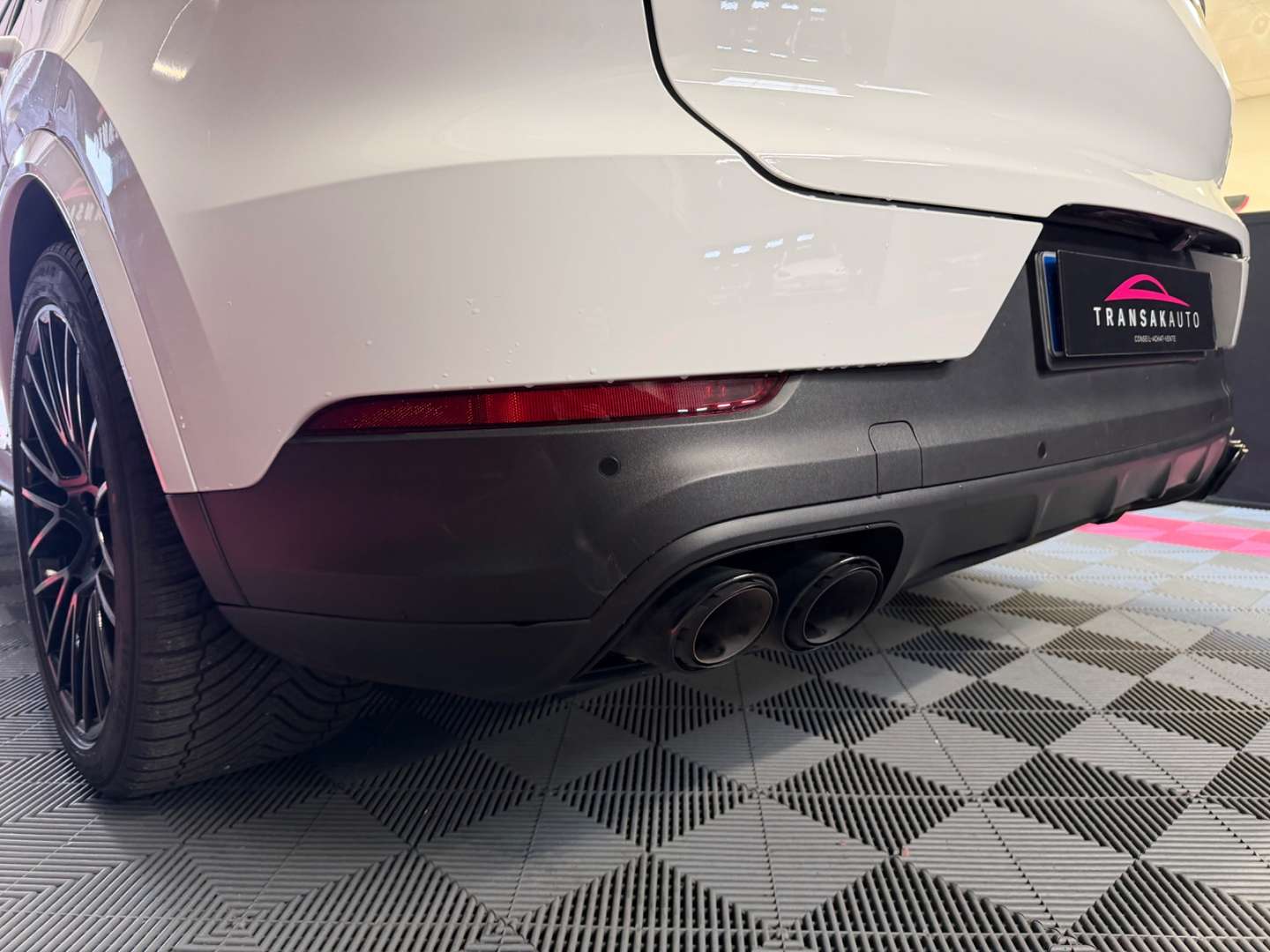 Porsche Cayenne Coupé Platinum Edition E-hybrid - 2022 - Joinsteer - #16