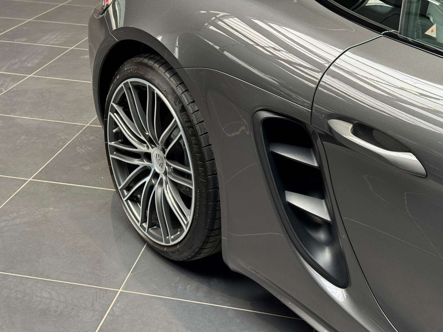 Porsche 718 Cayman T - 2023 - Joinsteer - #2