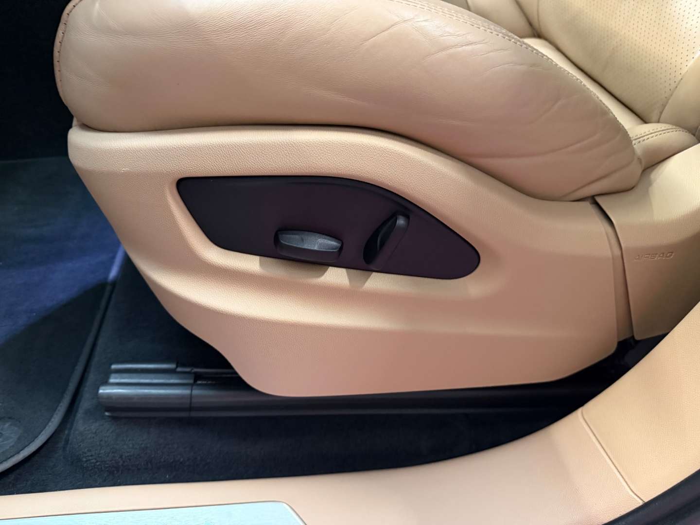 Porsche Cayenne Coupé Platinum Edition E-hybrid - 2022 - Joinsteer - #19