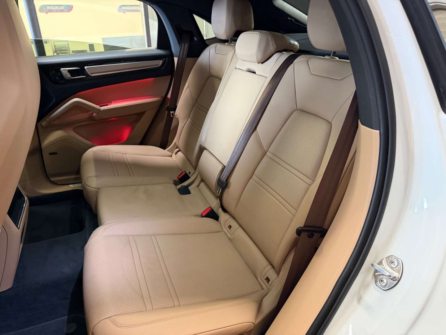 Porsche Cayenne Coupé Platinum Edition E-hybrid - 2022 - Joinsteer - #20