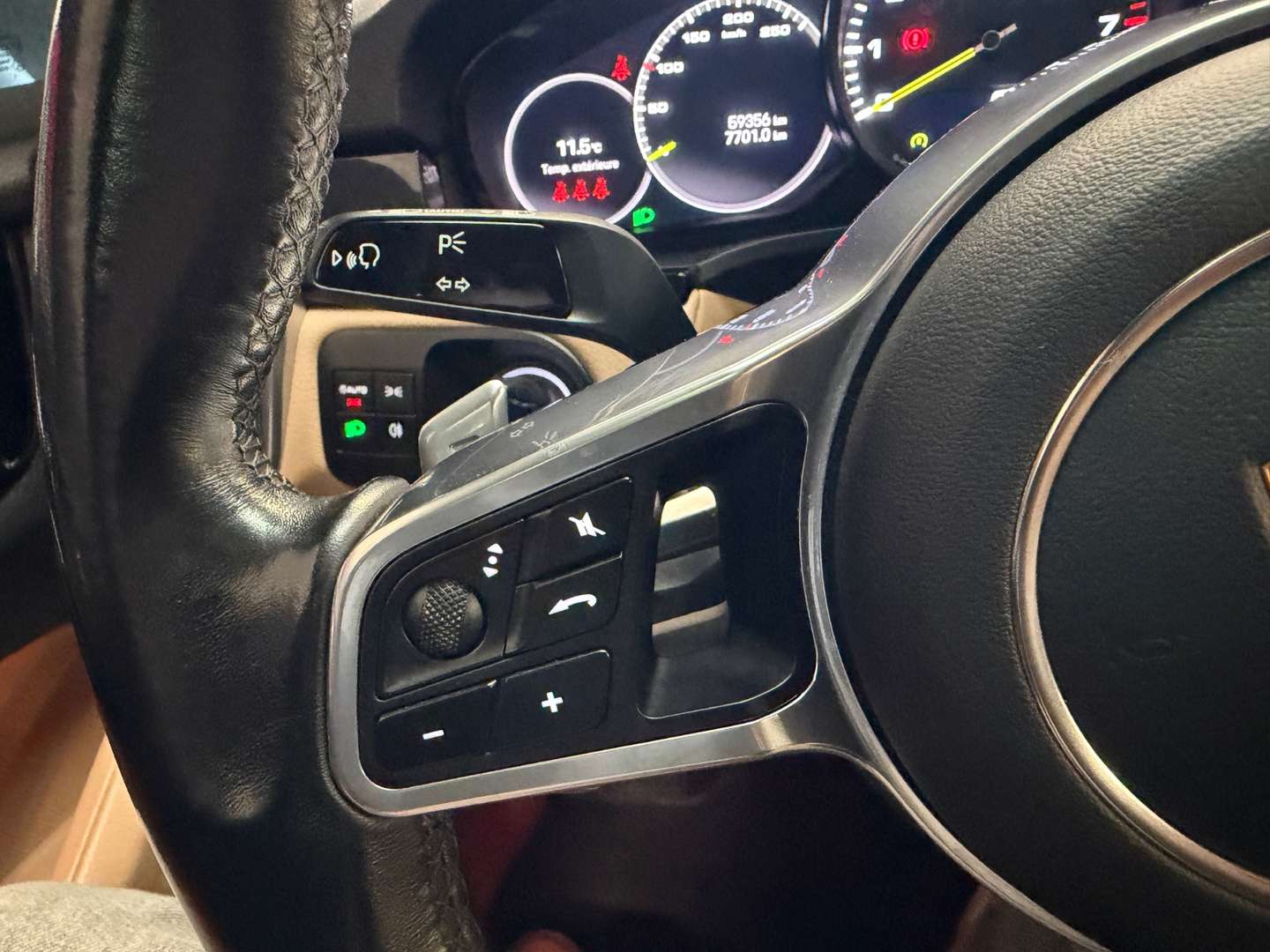 Porsche Cayenne Coupé Platinum Edition E-hybrid - 2022 - Joinsteer - #30