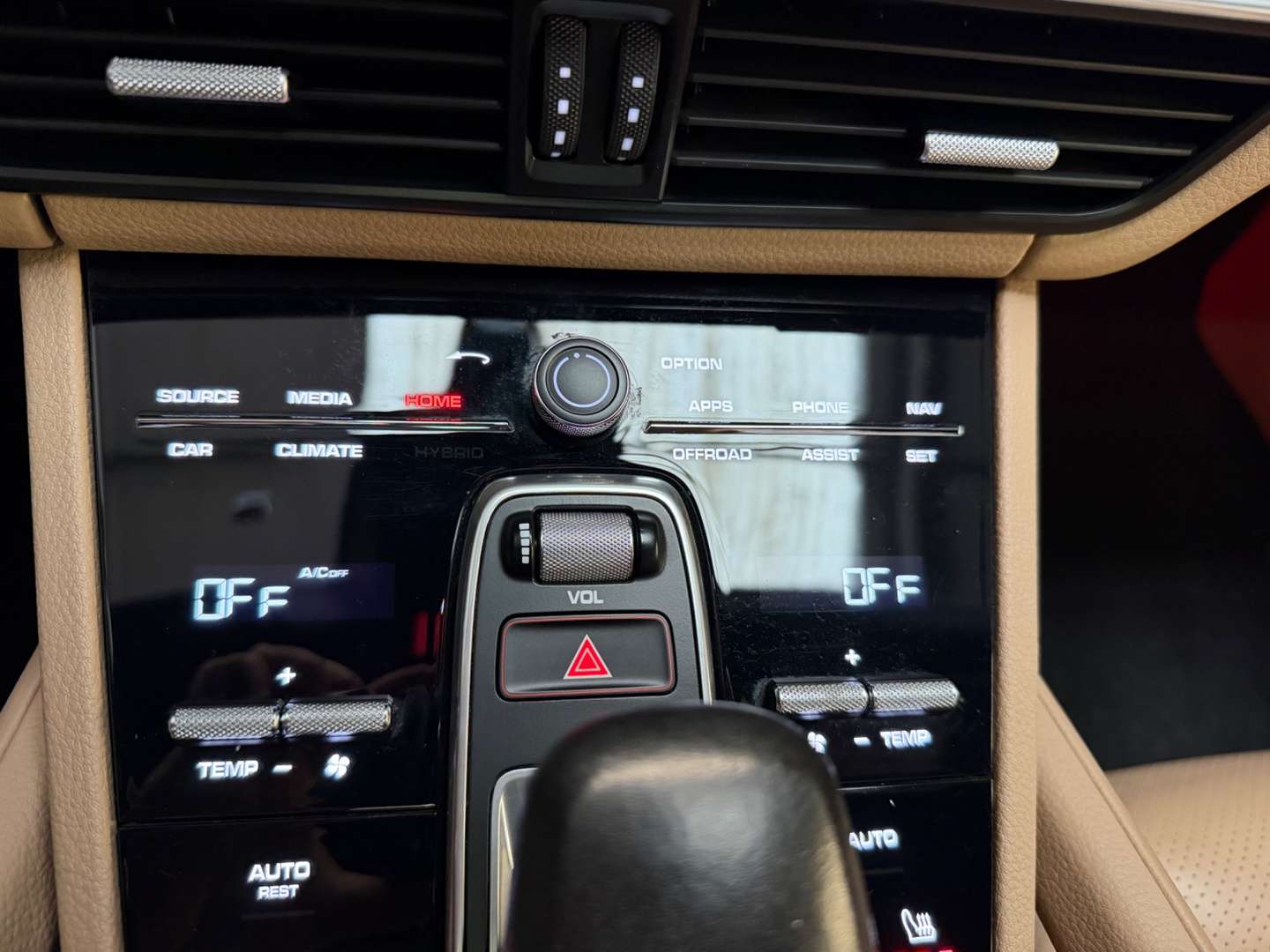 Porsche Cayenne Coupé Platinum Edition E-hybrid - 2022 - Joinsteer - #34