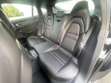 Porsche Panamera I Platinum Edition — photo 15