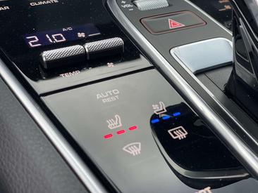 Porsche Panamera I Platinum Edition — photo 20
