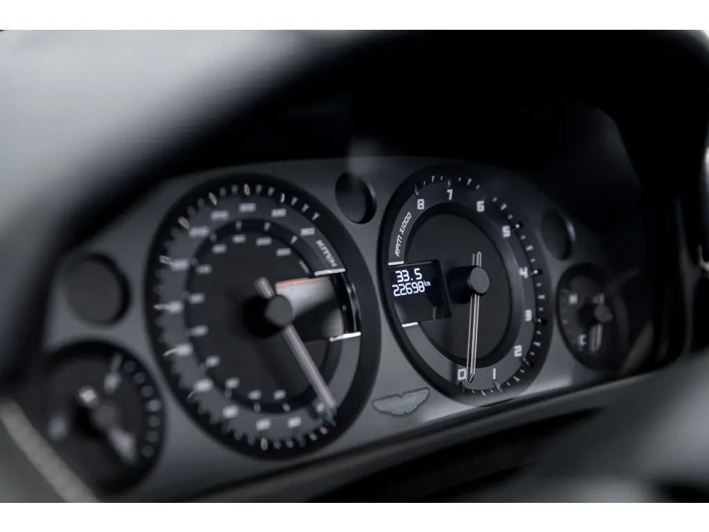 Aston Martin DB9 GT Volante 5.9 - 2017 - Joinsteer - #6