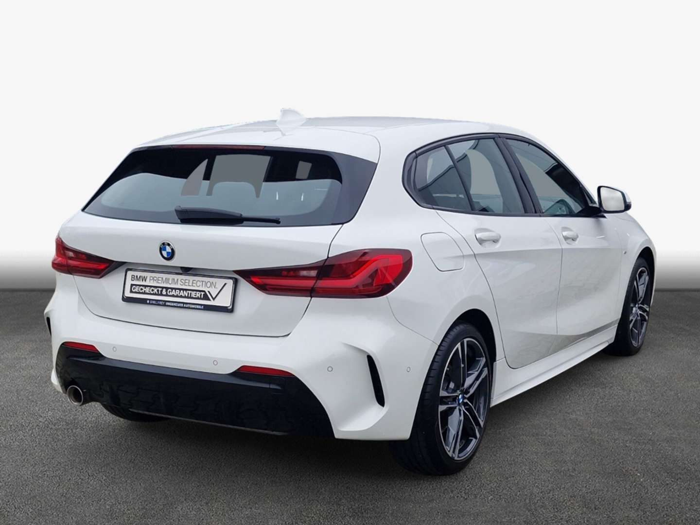 BMW 118i M Sport - 2023 - Joinsteer - #1