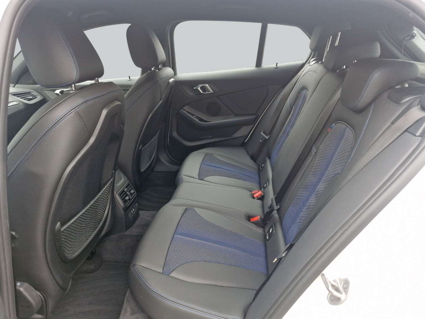 BMW 118i M Sport - 2023 - Joinsteer - #11