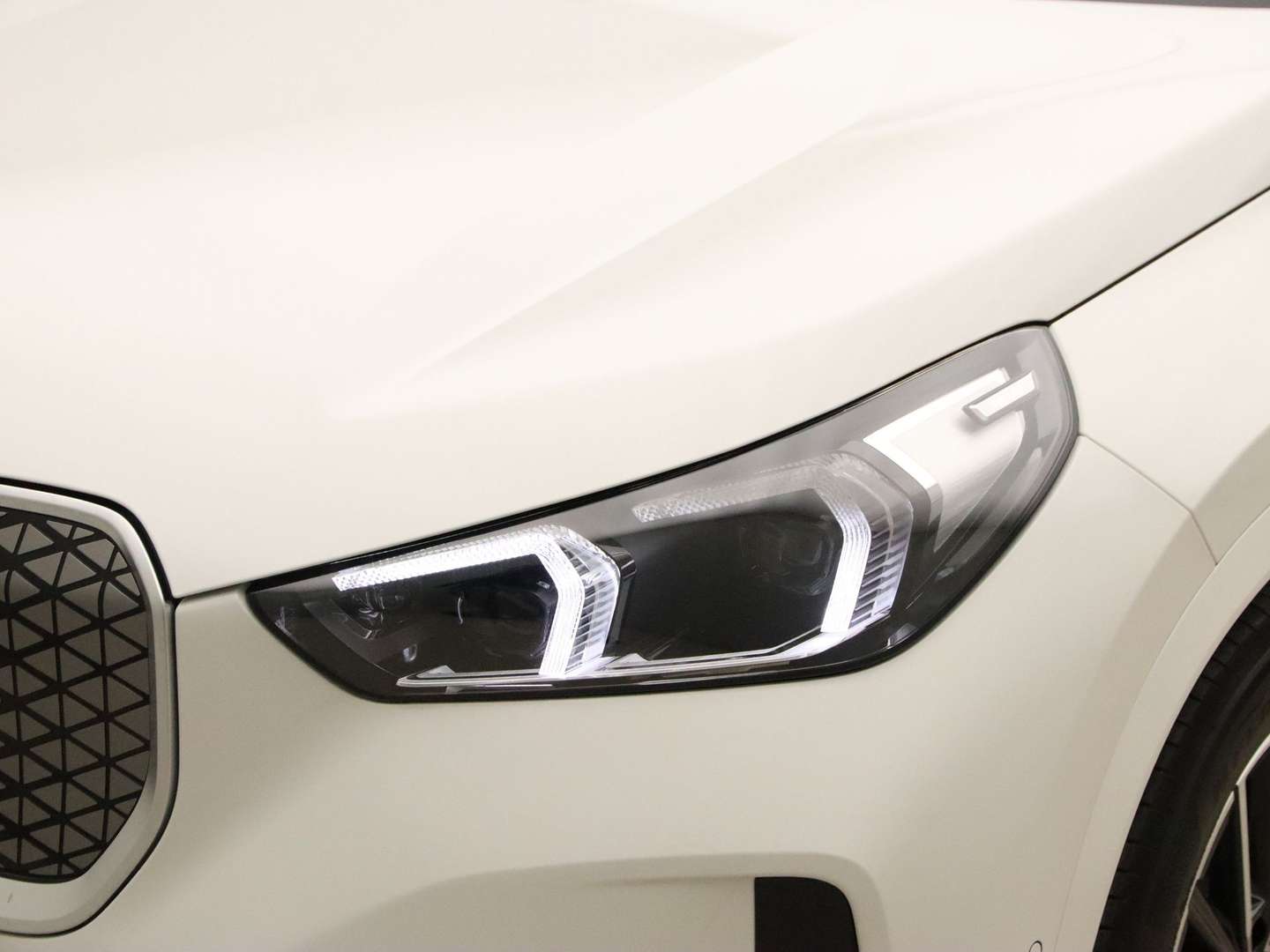 BMW IX1 M Sport EDrive20 - 2025 - Joinsteer - #21