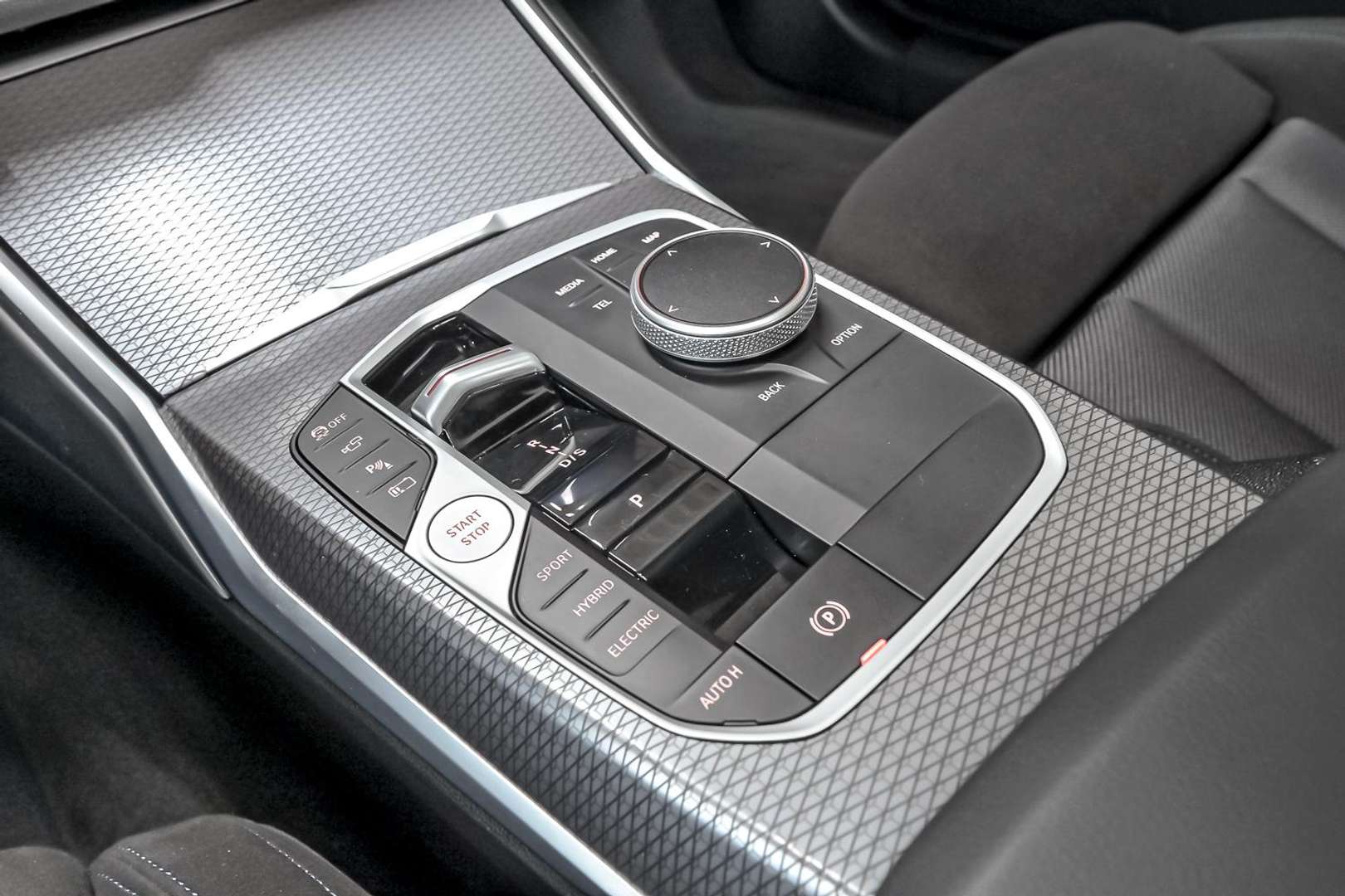 BMW 330e - 2025 - Joinsteer - #11