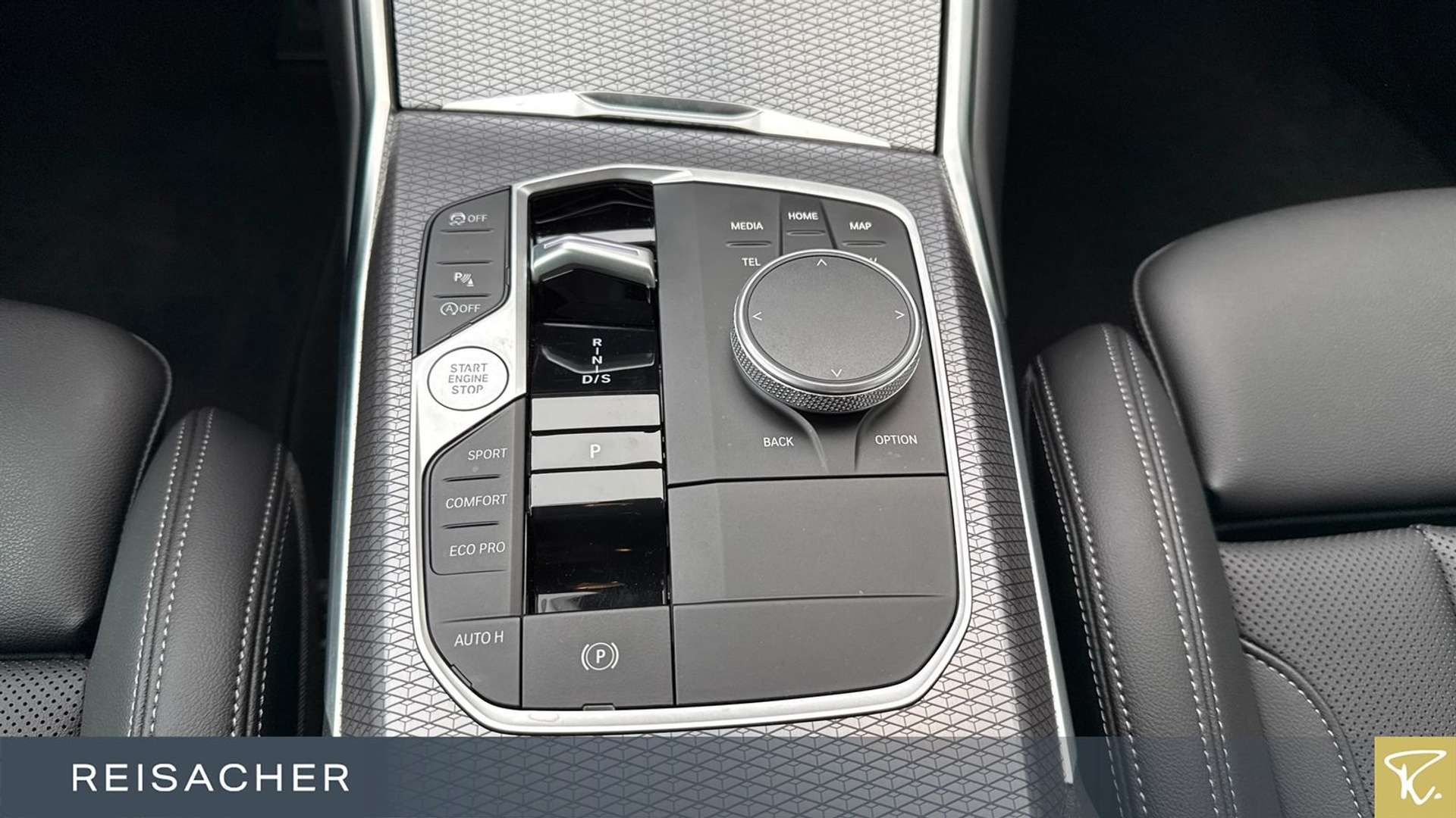 BMW 318i M Sport - 2025 - Joinsteer - #11