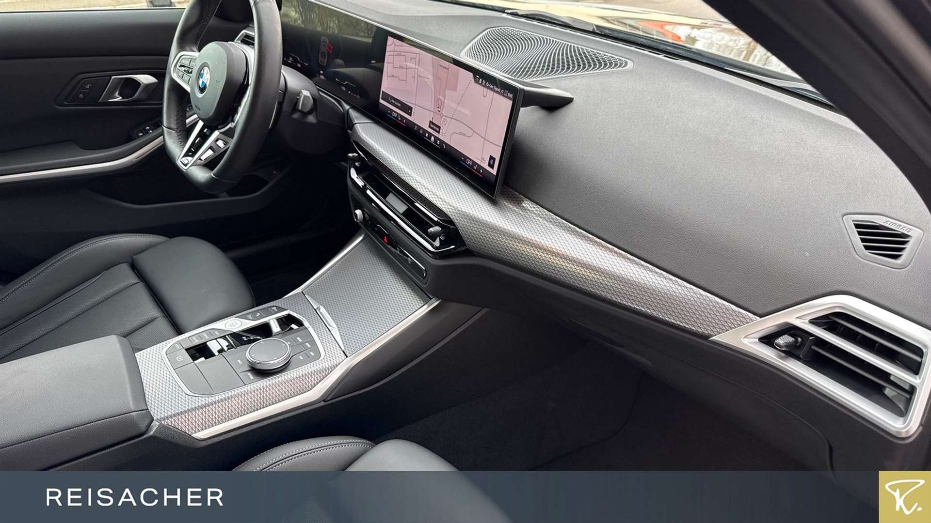 BMW 318i M Sport - 2025 - Joinsteer - #13