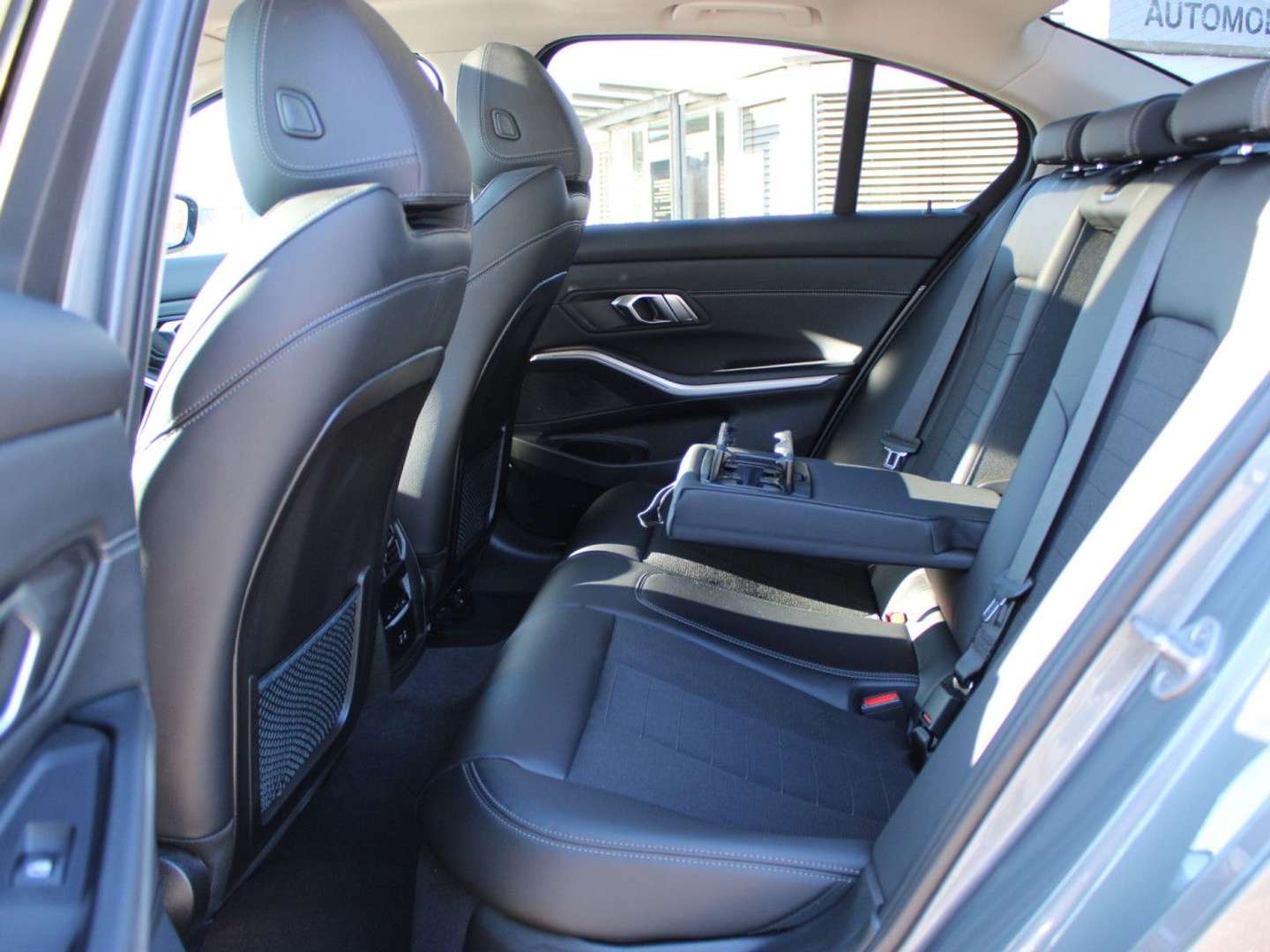 BMW 330i XDrive - 2023 - Joinsteer - #9