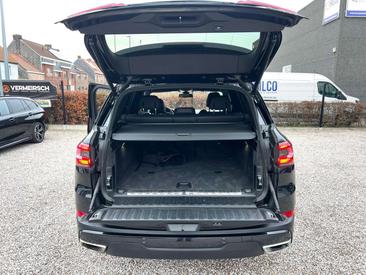 BMW X5 XDrive45e — photo 11