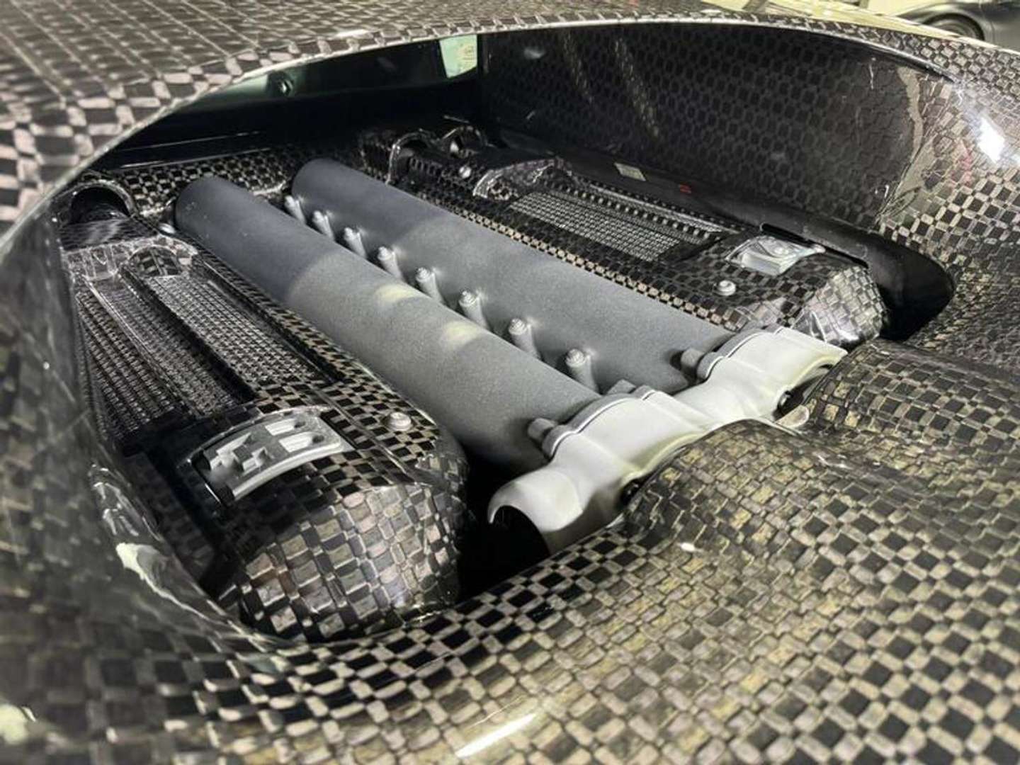 Bugatti Veyron 16.4 - 2008 - Joinsteer - #15