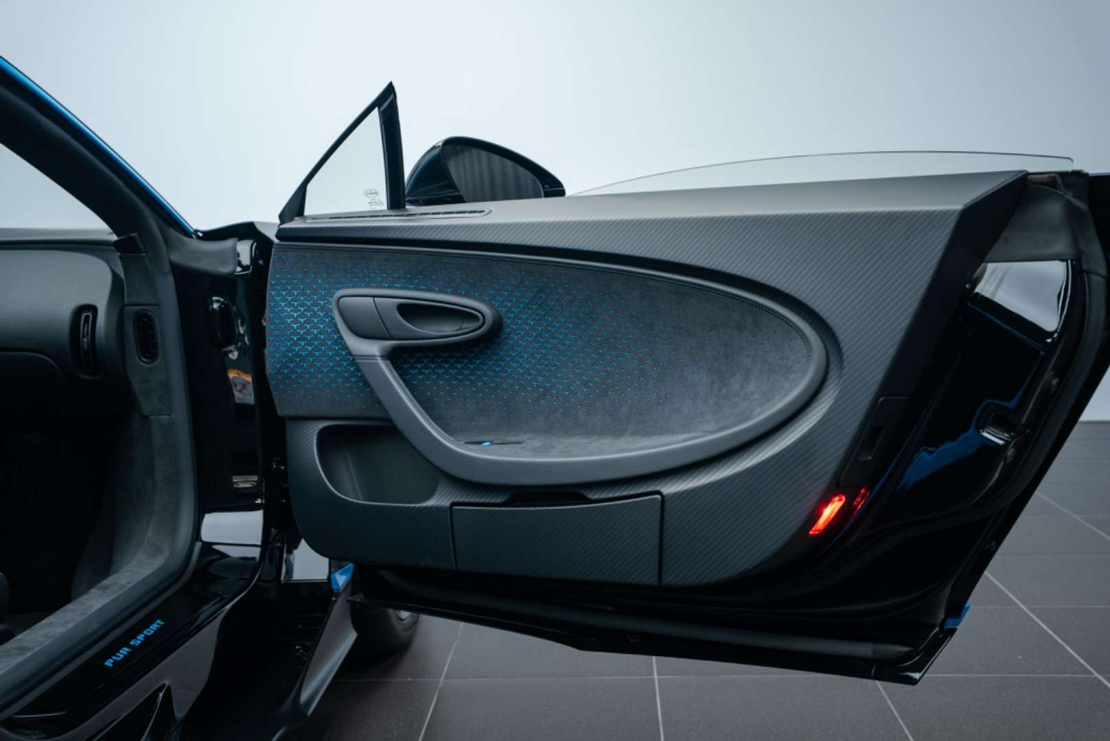 Bugatti Chiron Pur Sport Sky View W16 - 2022 - Joinsteer - #13