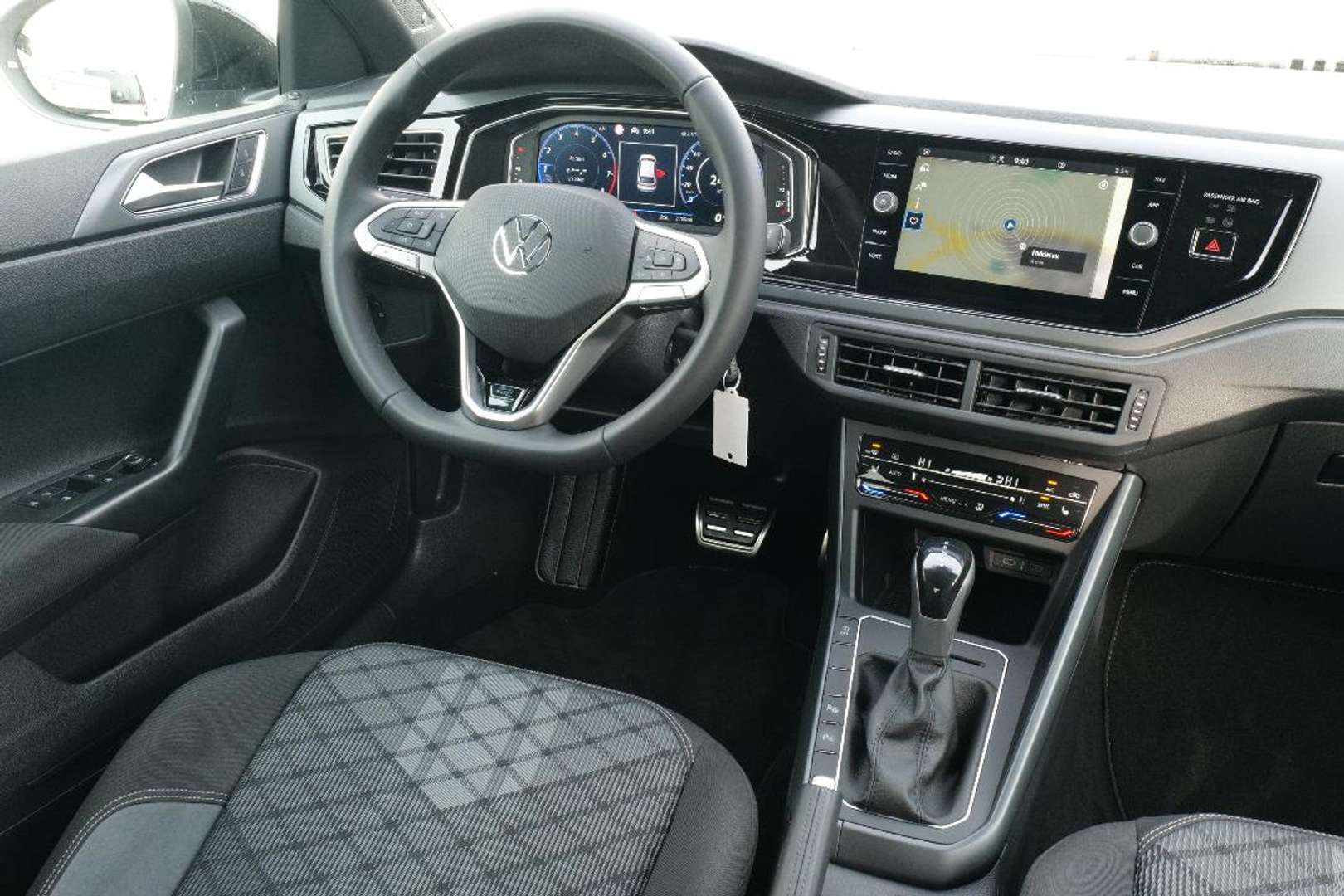Volkswagen Taigo R-Line - 2024 - Joinsteer - #3