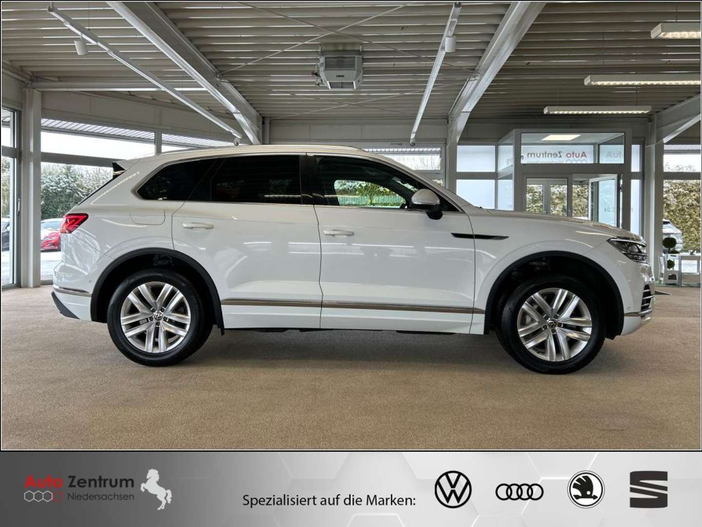 Volkswagen Touareg E-Hybrid Elegance - 2021 - Joinsteer - #4
