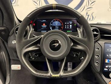McLaren 750S Spider — photo 12