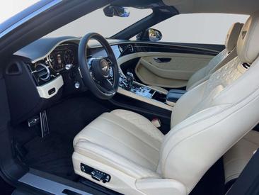 Bentley Continental GTC — photo 8