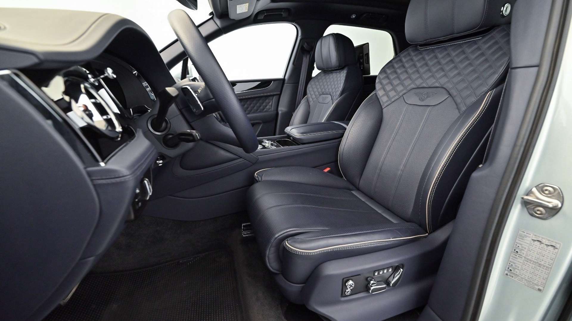 Bentley Bentayga Hybrid Mulliner - 2022 - Joinsteer - #12