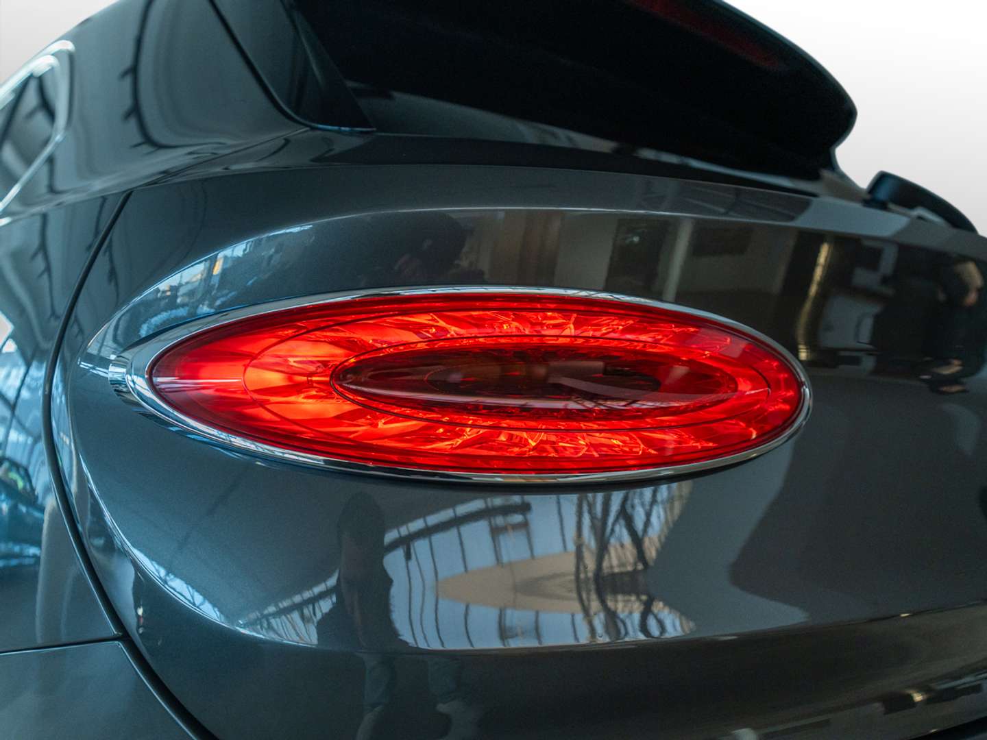 Bentley Bentayga V8 Azure - 2023 - Joinsteer - #10