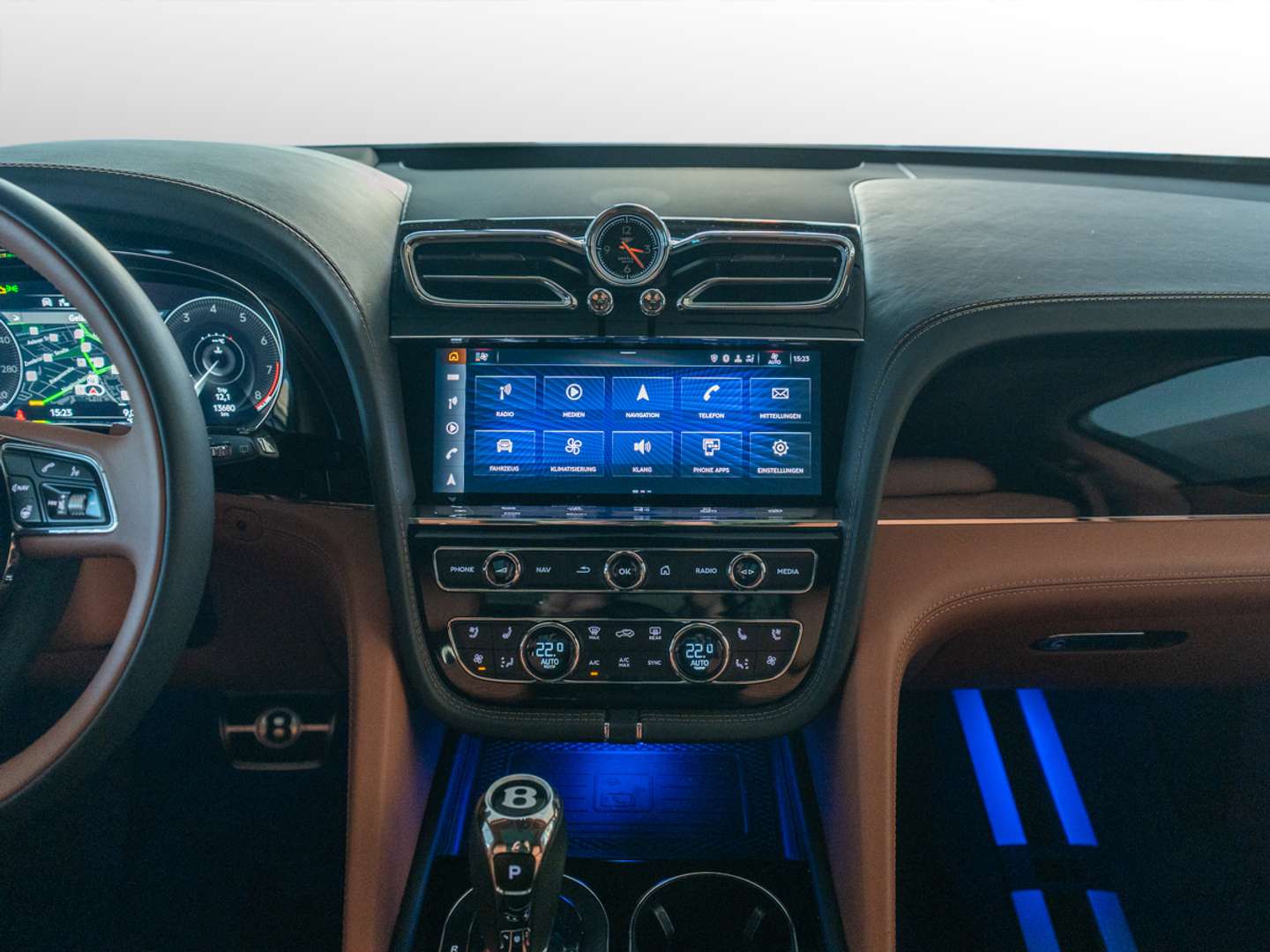 Bentley Bentayga V8 Azure - 2023 - Joinsteer - #25