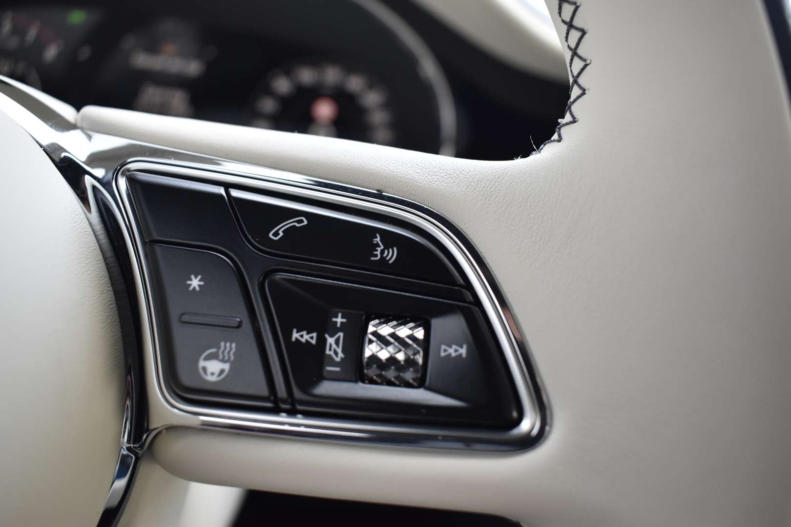 Bentley Continental GTC V8 Hybrid - 2026 - Joinsteer - #11