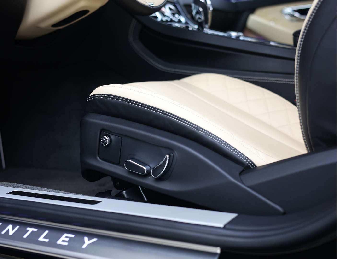 Bentley Continental GT V8 - 2020 - Joinsteer - #26