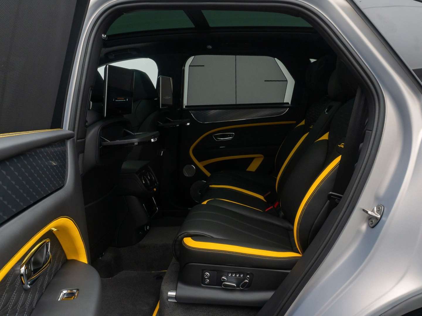 Bentley Bentayga V8 Speed - 2025 - Joinsteer - #25