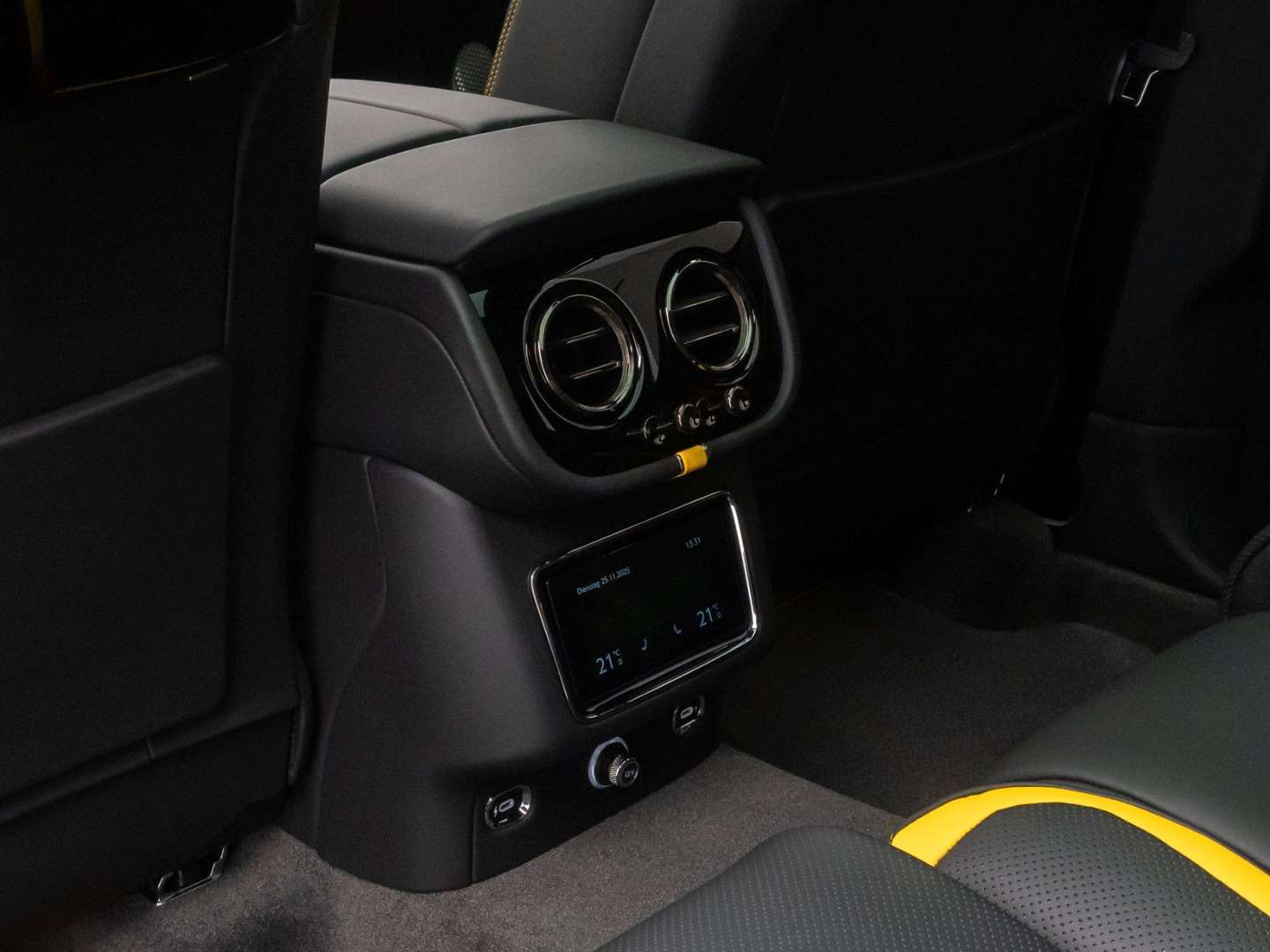 Bentley Bentayga V8 Speed - 2025 - Joinsteer - #28