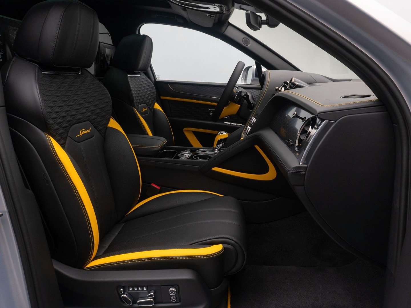 Bentley Bentayga V8 Speed - 2025 - Joinsteer - #40