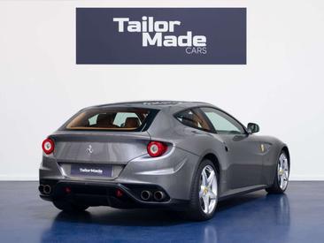 Ferrari FF — photo 5