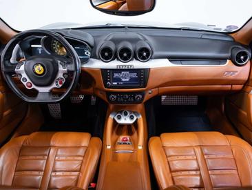 Ferrari FF — photo 17