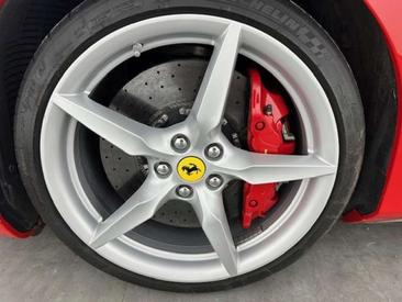 Ferrari 488 — photo 7