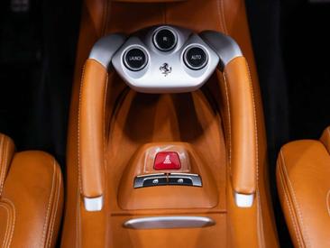 Ferrari FF — photo 19