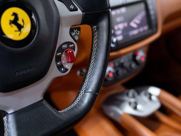 Ferrari FF — photo 30