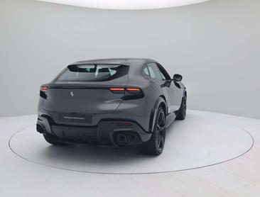 Ferrari Purosangue — photo 8