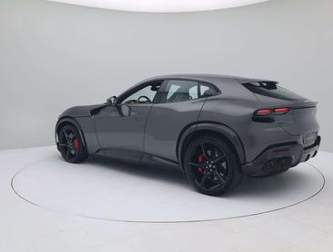 Ferrari Purosangue — photo 11