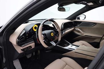 Ferrari Purosangue — photo 17