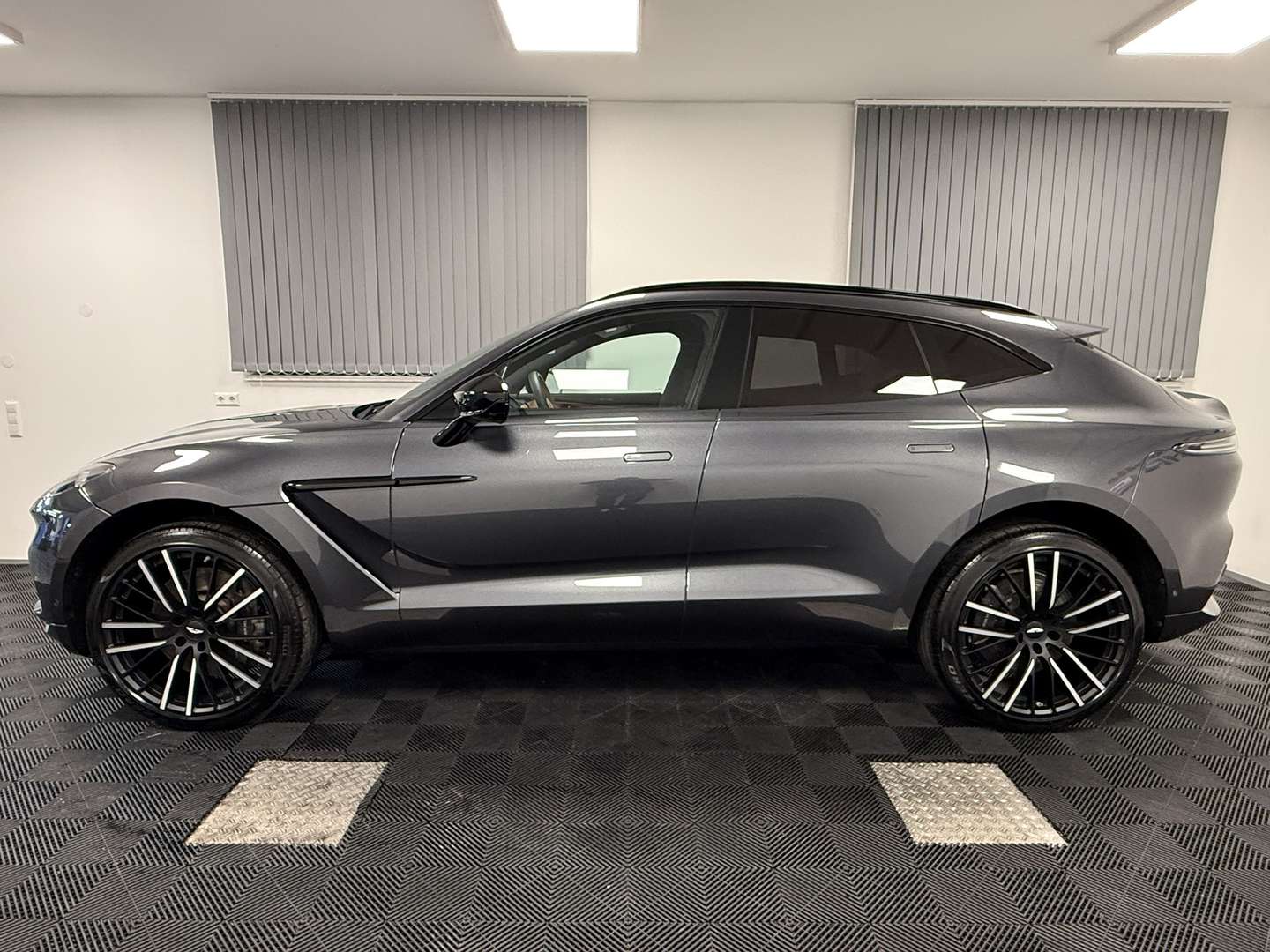Aston Martin DBX 4.0 V8 - 2025 - Joinsteer - #5