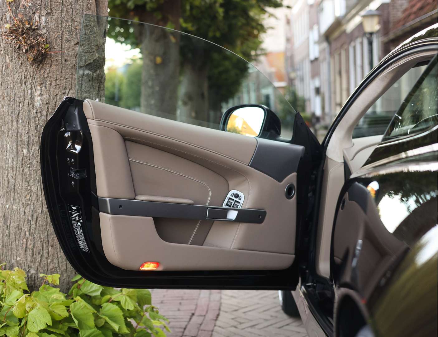 Aston Martin DB9 5.9 V12 Touchtronic - 2015 - Joinsteer - #30